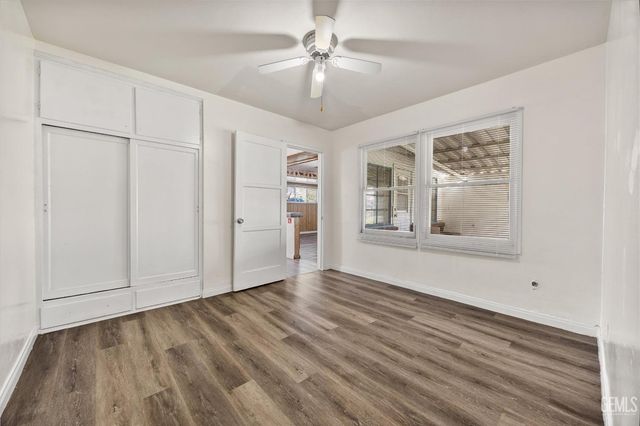 2016 Airport Drive, Bakersfield, CA 93308