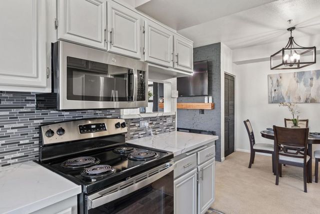 375 Central Avenue 34, Riverside, CA 92057