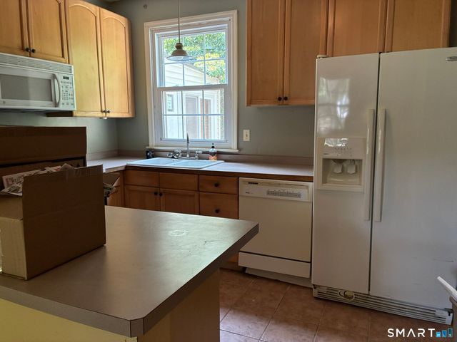 60 Mohegan Road, Norwich, CT 06360