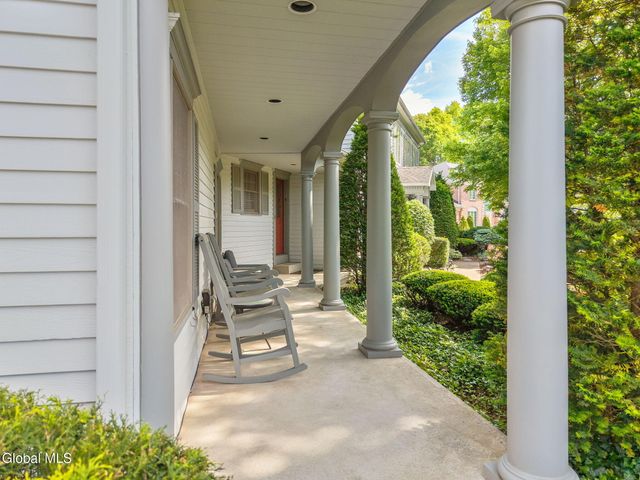 819 Via Marchella, Guilderland, NY 12303