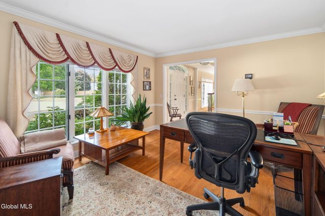 819 Via Marchella, Guilderland, NY 12303