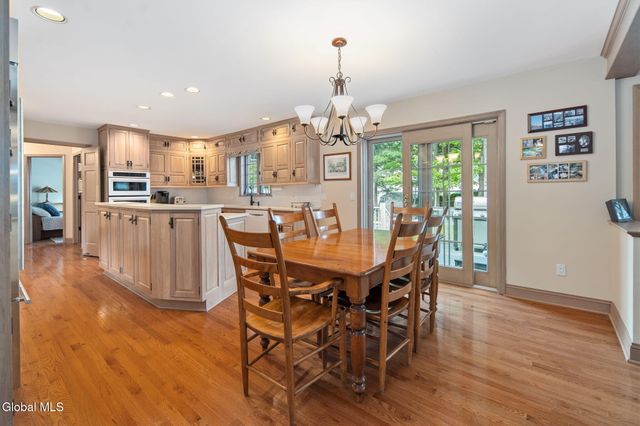 819 Via Marchella, Guilderland, NY 12303