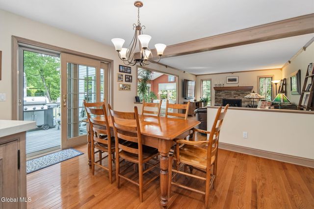 819 Via Marchella, Guilderland, NY 12303