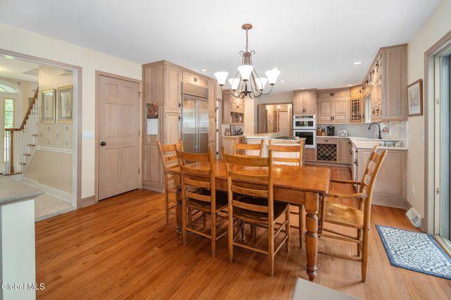 819 Via Marchella, Guilderland, NY 12303