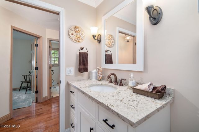 819 Via Marchella, Guilderland, NY 12303
