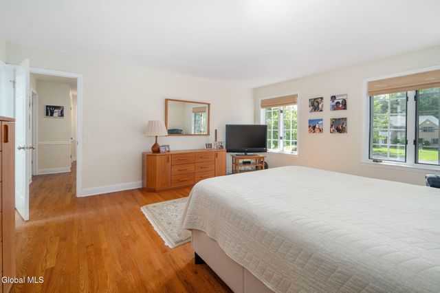 819 Via Marchella, Guilderland, NY 12303