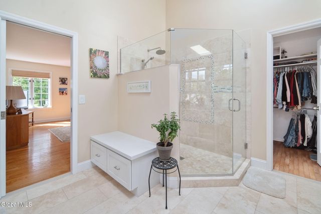 819 Via Marchella, Guilderland, NY 12303