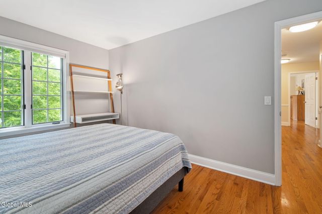 819 Via Marchella, Guilderland, NY 12303