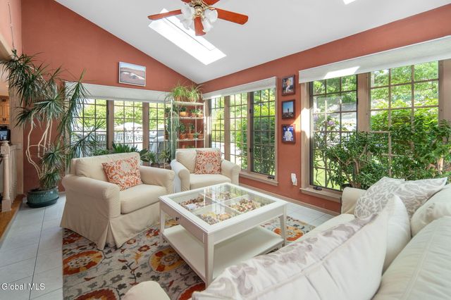 819 Via Marchella, Guilderland, NY 12303