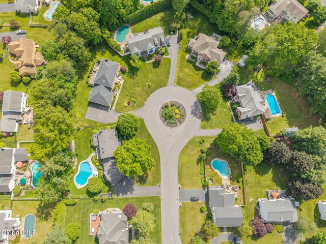 819 Via Marchella, Guilderland, NY 12303