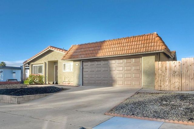 166 Mckinley Street, Oceanside, CA 92057