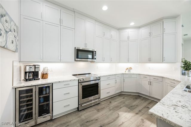 6415 Negril Isle DR, Naples, FL 34113