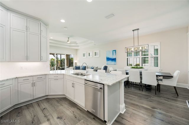 6415 Negril Isle DR, Naples, FL 34113