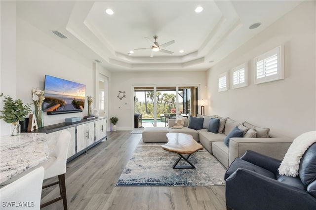 6415 Negril Isle DR, Naples, FL 34113