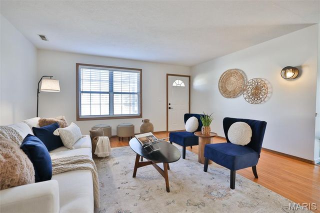 516 Thomas Street, Edwardsville, IL 62025