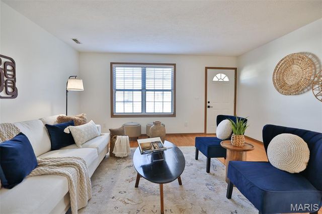 516 Thomas Street, Edwardsville, IL 62025