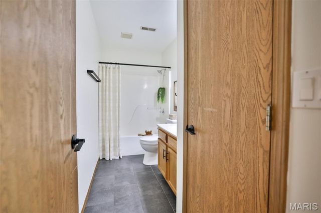 516 Thomas Street, Edwardsville, IL 62025