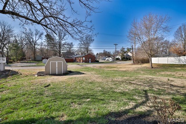 516 Thomas Street, Edwardsville, IL 62025