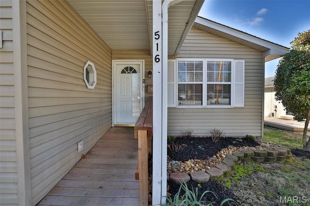 516 Thomas Street, Edwardsville, IL 62025