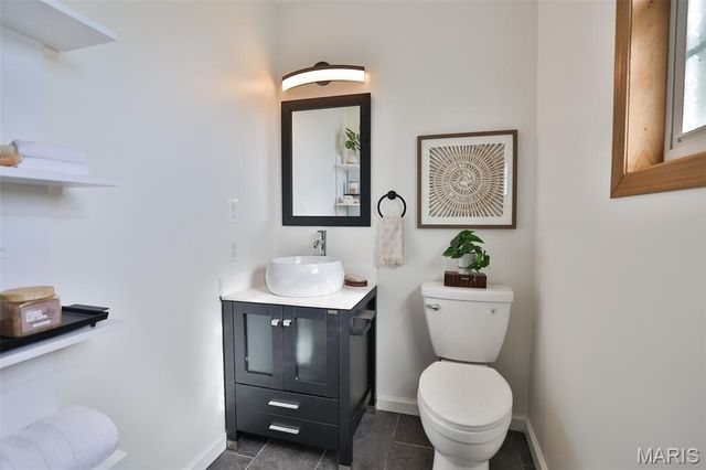 516 Thomas Street, Edwardsville, IL 62025