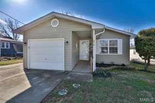 516 Thomas Street, Edwardsville, IL 62025