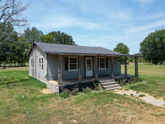 429 County Road 2610, Alba, TX 75410
