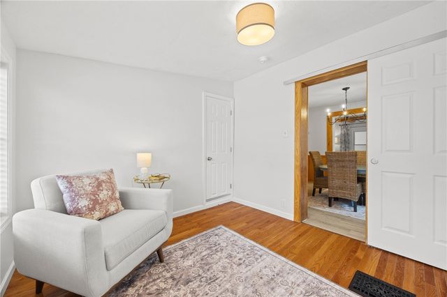 43 Oberlin St, Irondequoit, NY 14622