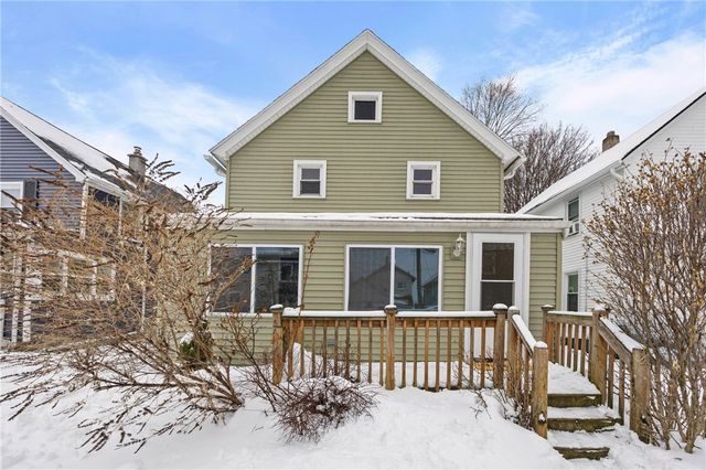 43 Oberlin St, Irondequoit, NY 14622