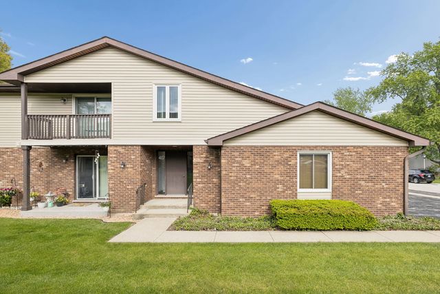 417 Manor Court B, New Lenox, IL 60451