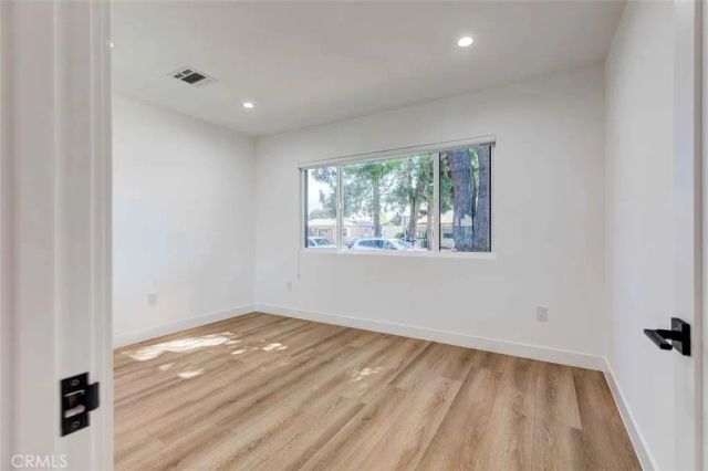 1613 N Niagara Street, Burbank, CA 91505