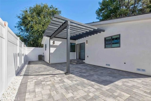 1613 N Niagara Street, Burbank, CA 91505