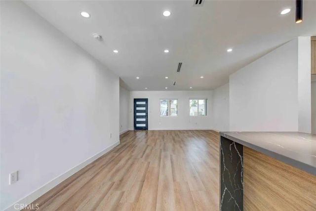 1613 N Niagara Street, Burbank, CA 91505