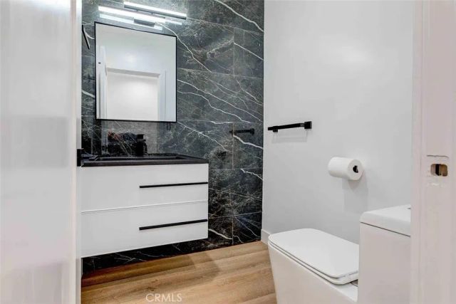 1613 N Niagara Street, Burbank, CA 91505