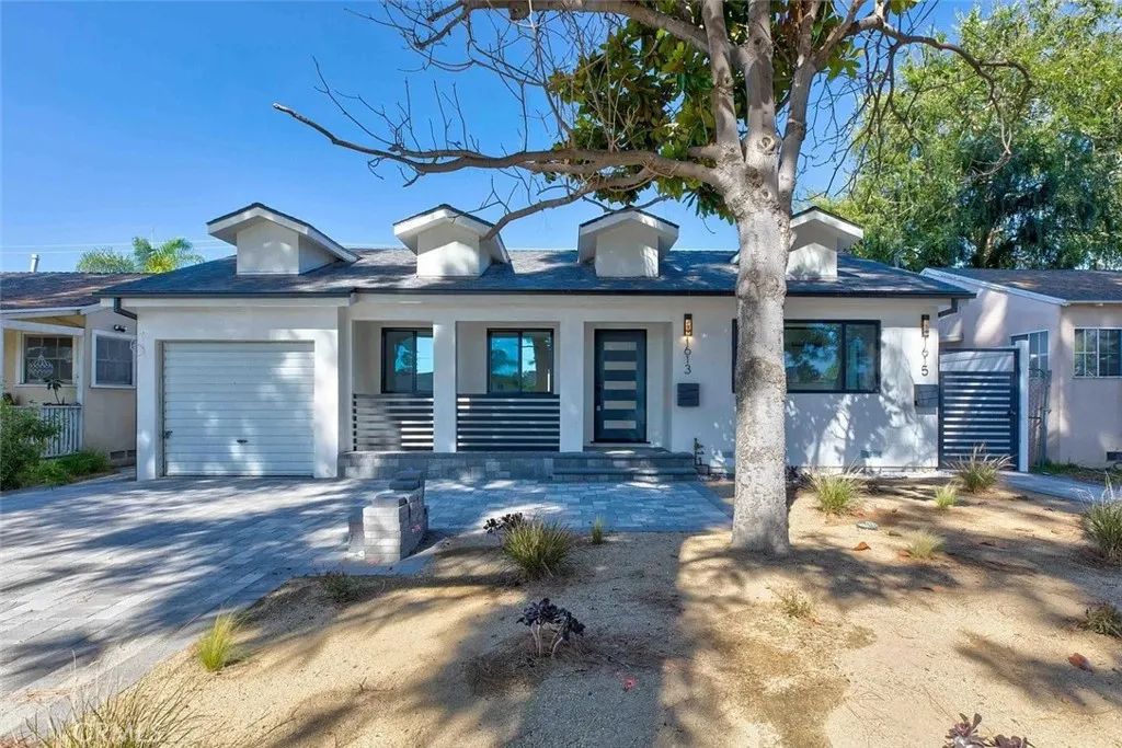 1613 N Niagara Street, Burbank, CA 91505