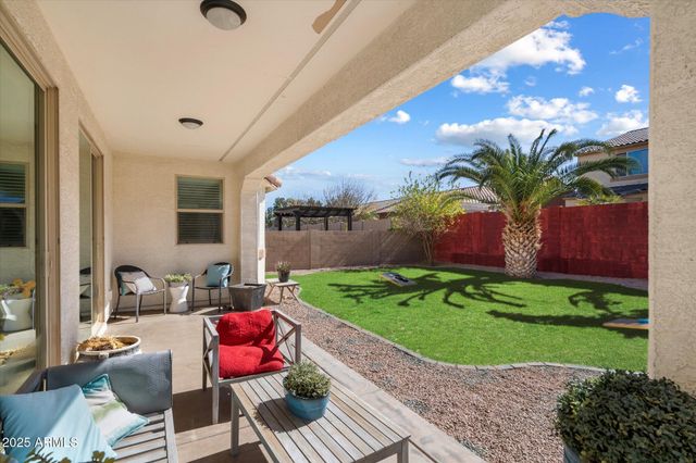 2901 E IRIS Drive, Chandler, AZ 85286