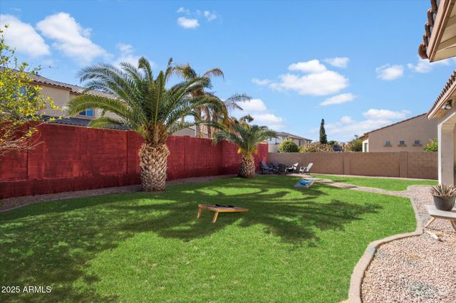 2901 E IRIS Drive, Chandler, AZ 85286