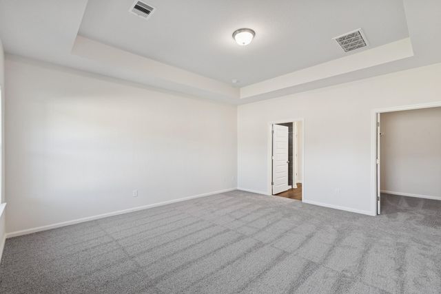 648 Woodhaven Lakes Drive, La Marque, TX 77568