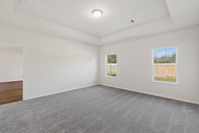 648 Woodhaven Lakes Drive, La Marque, TX 77568