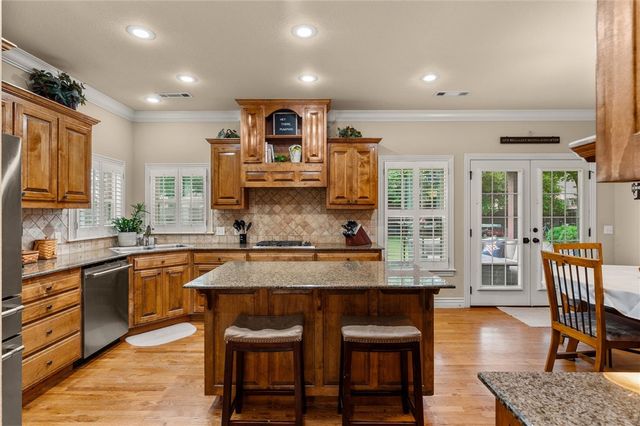 4299 W Morning Mist Drive, Fayetteville, AR 72704