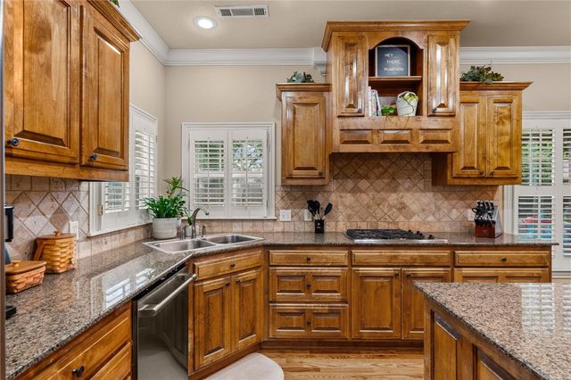 4299 W Morning Mist Drive, Fayetteville, AR 72704