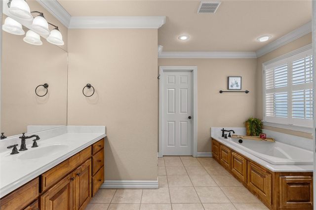 4299 W Morning Mist Drive, Fayetteville, AR 72704