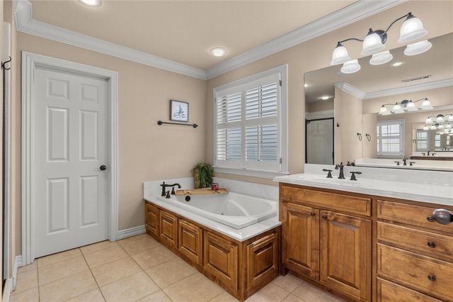 4299 W Morning Mist Drive, Fayetteville, AR 72704