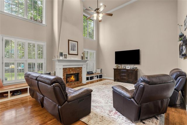 4299 W Morning Mist Drive, Fayetteville, AR 72704