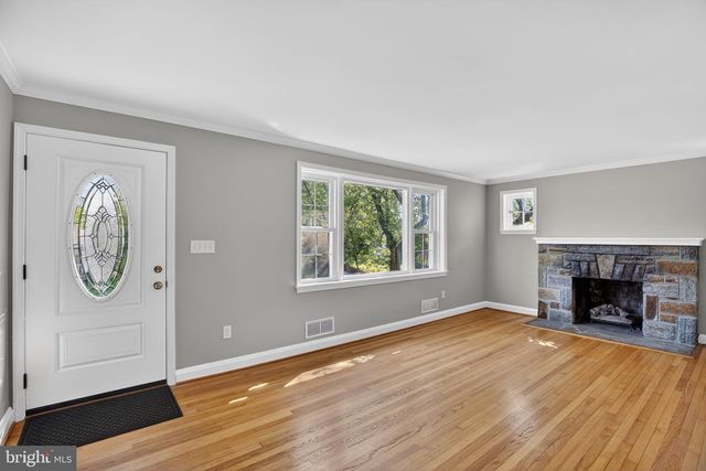 1504 PICKETT RD, Lutherville Timonium, MD 21093