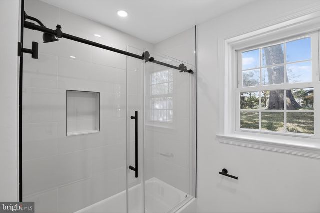1504 PICKETT RD, Lutherville Timonium, MD 21093