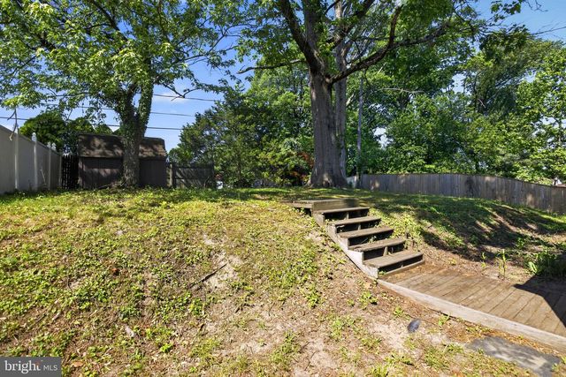 1504 PICKETT RD, Lutherville Timonium, MD 21093
