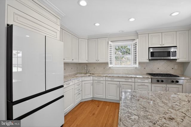 1504 PICKETT RD, Lutherville Timonium, MD 21093