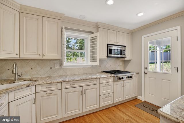 1504 PICKETT RD, Lutherville Timonium, MD 21093