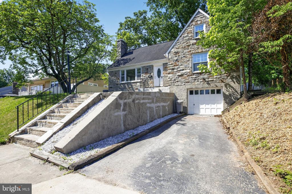 1504 PICKETT RD, Lutherville Timonium, MD 21093