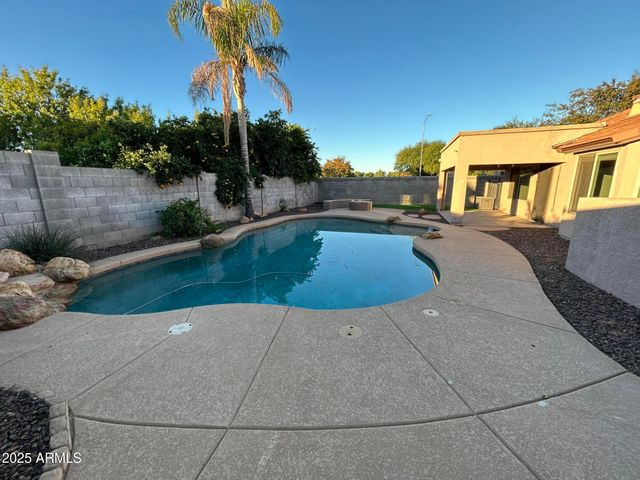 5505 E GABLE Avenue, Mesa, AZ 85206